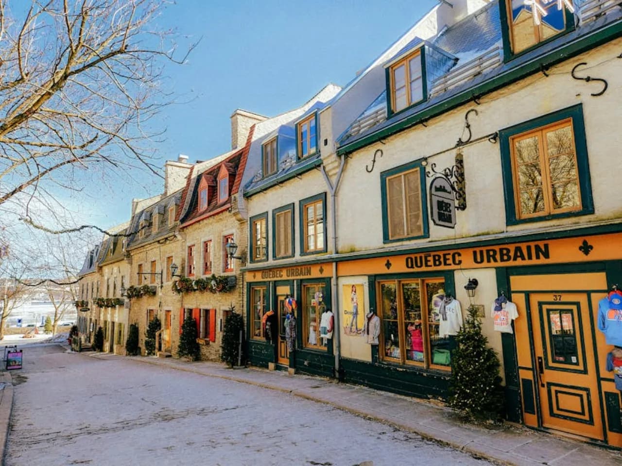 Commercial doors in Saguenay, QC — sales, certified installation, NFPA 80 inspection, and 24/7 repair across Saguenay and the Greater Saguenay Area